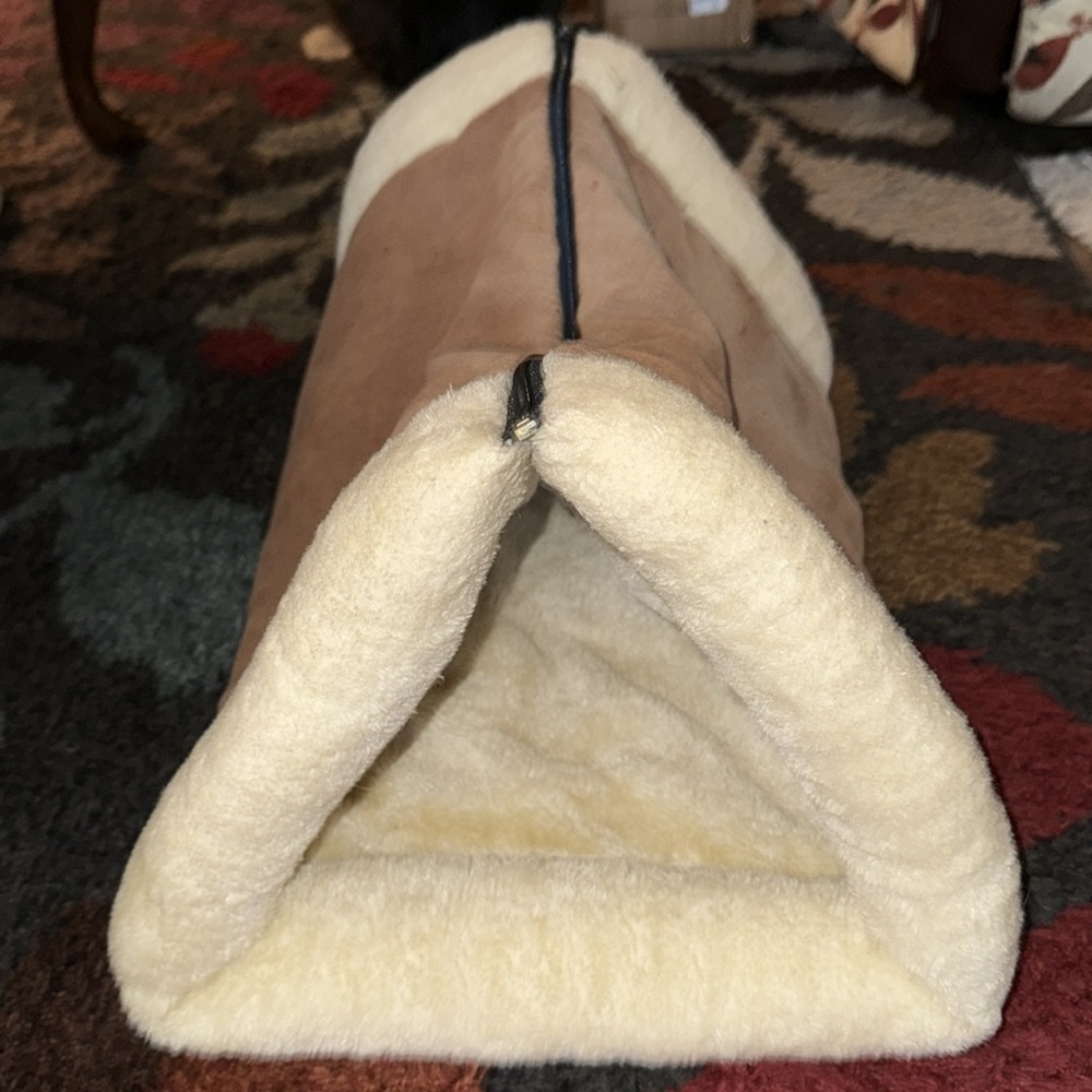 🐈 ALIGA CAT SLEEPING & CAT TUNNEL DUEL PURPOSE CAT MAT. - Picture 7 of 10